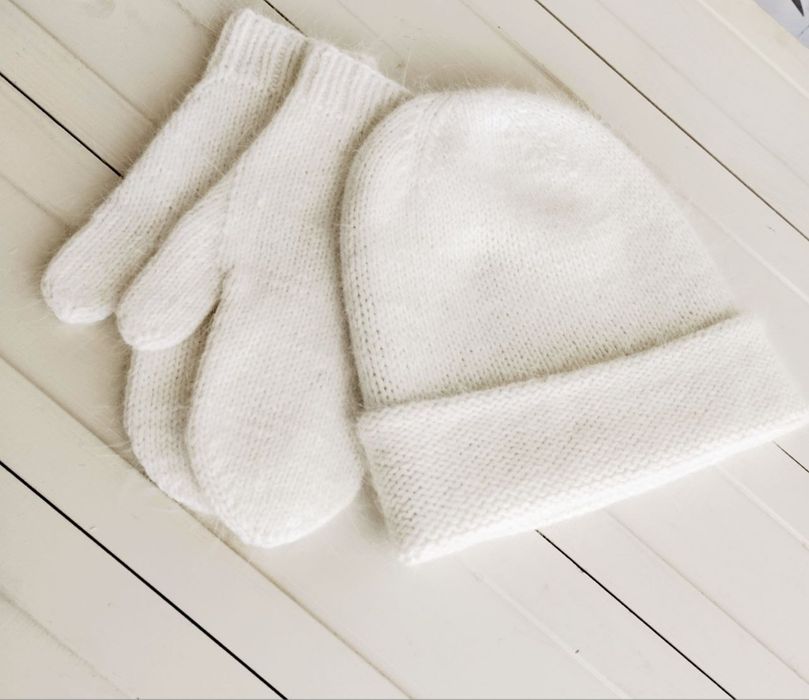 Комплект шапка і рукавички. Ангора