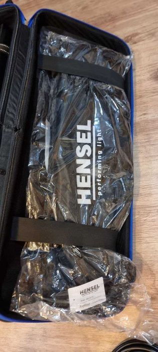 Kit de Estúdio Fotográfico com Conjunto de Iluminação Hensel 500 pro