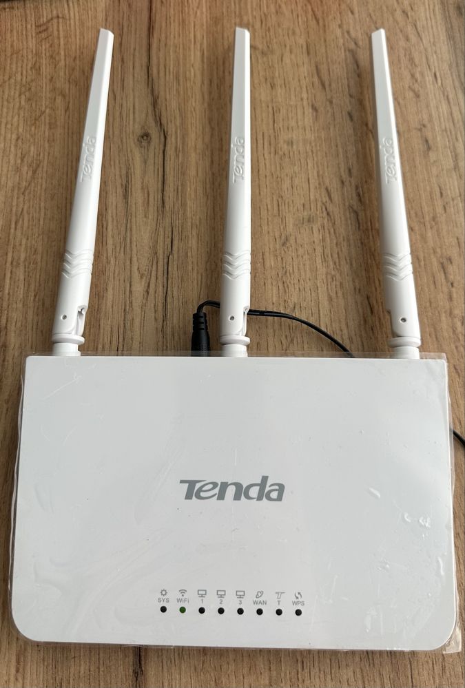 Tenda F3   Wi-Fi маршрутизатор (роутер)