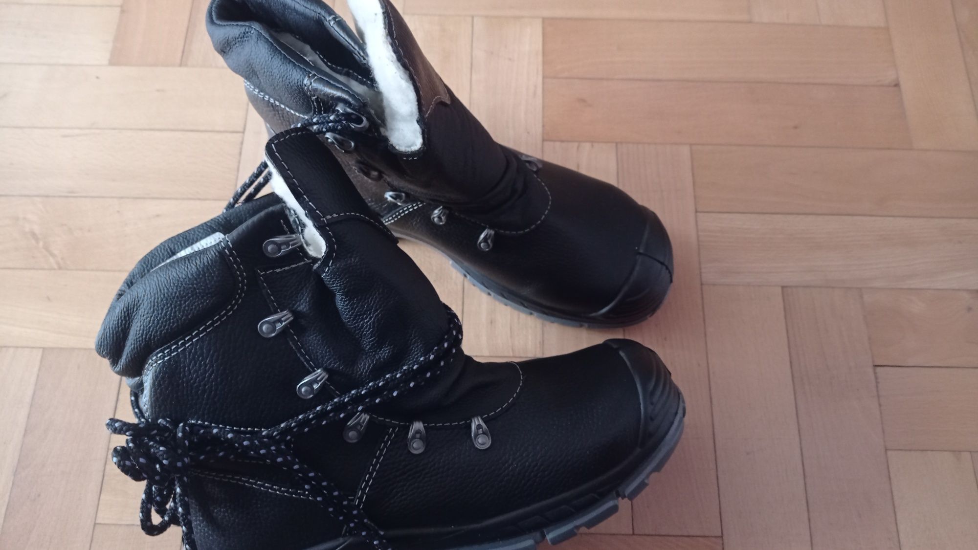 Odzież i buty robocze męskie nowe
