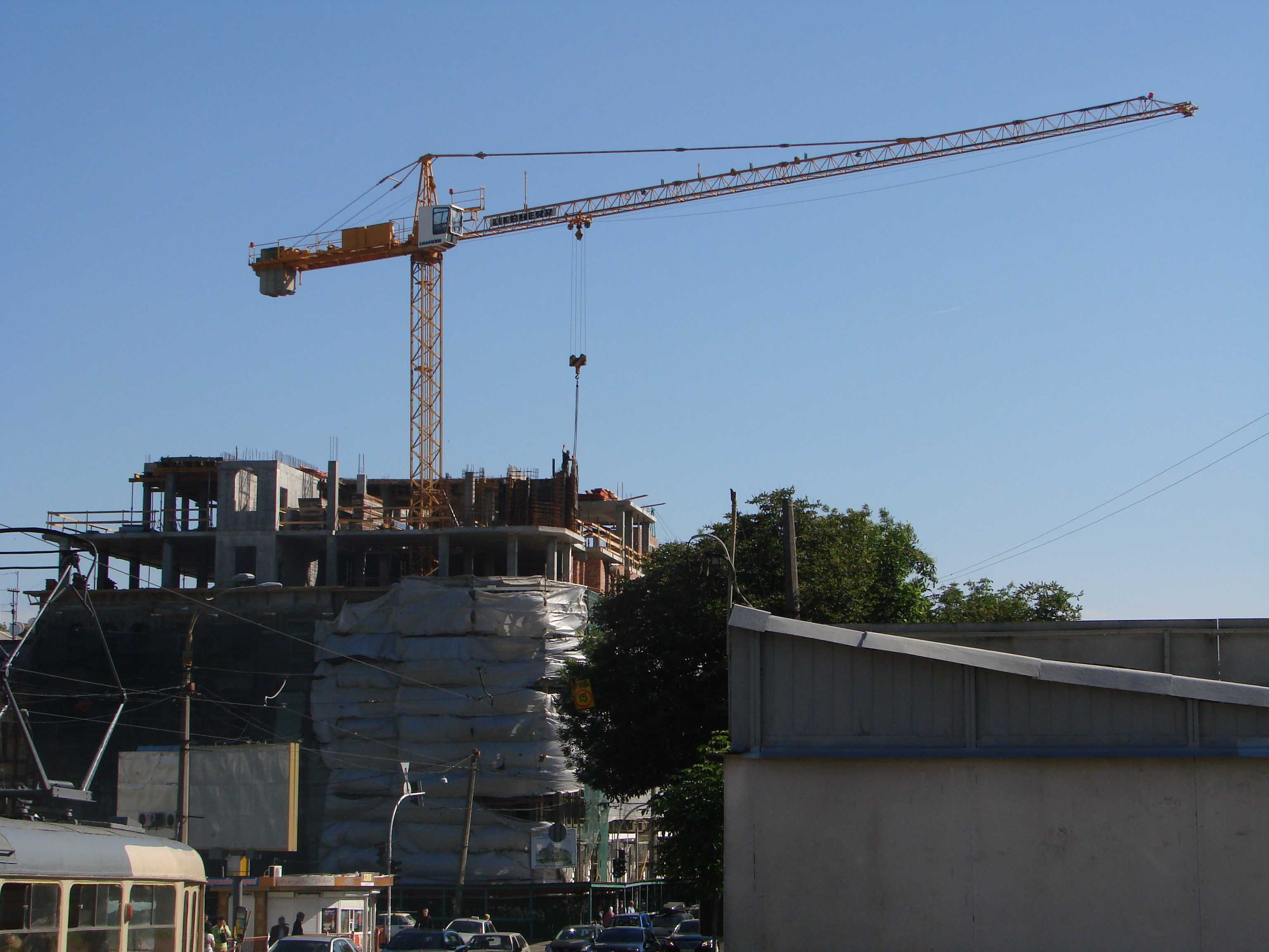 Оренда баштового крану Liebherr 71EC