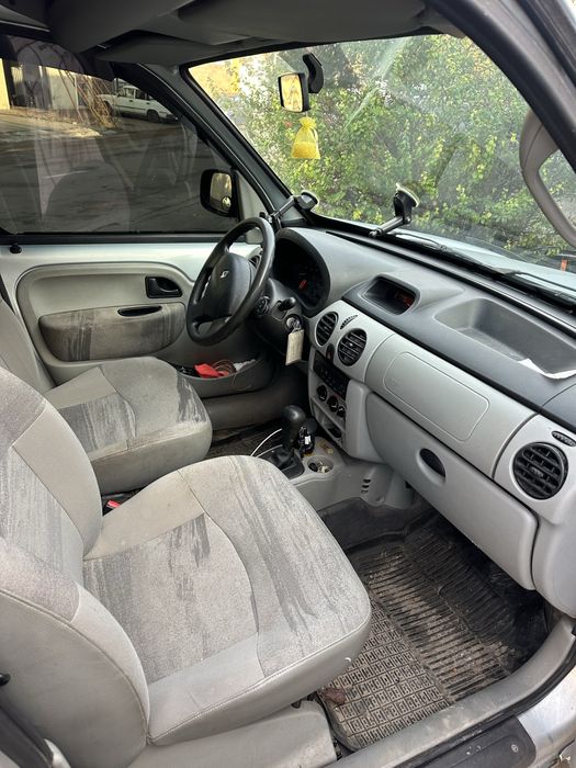 Продам Рено Кенго Автомат, 1,6, газ-бензин