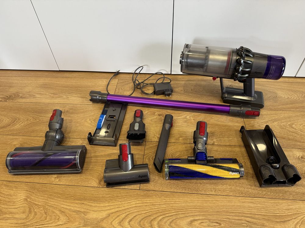 Dyson V11 laser optic odkurzacz pionowy bezworkowy