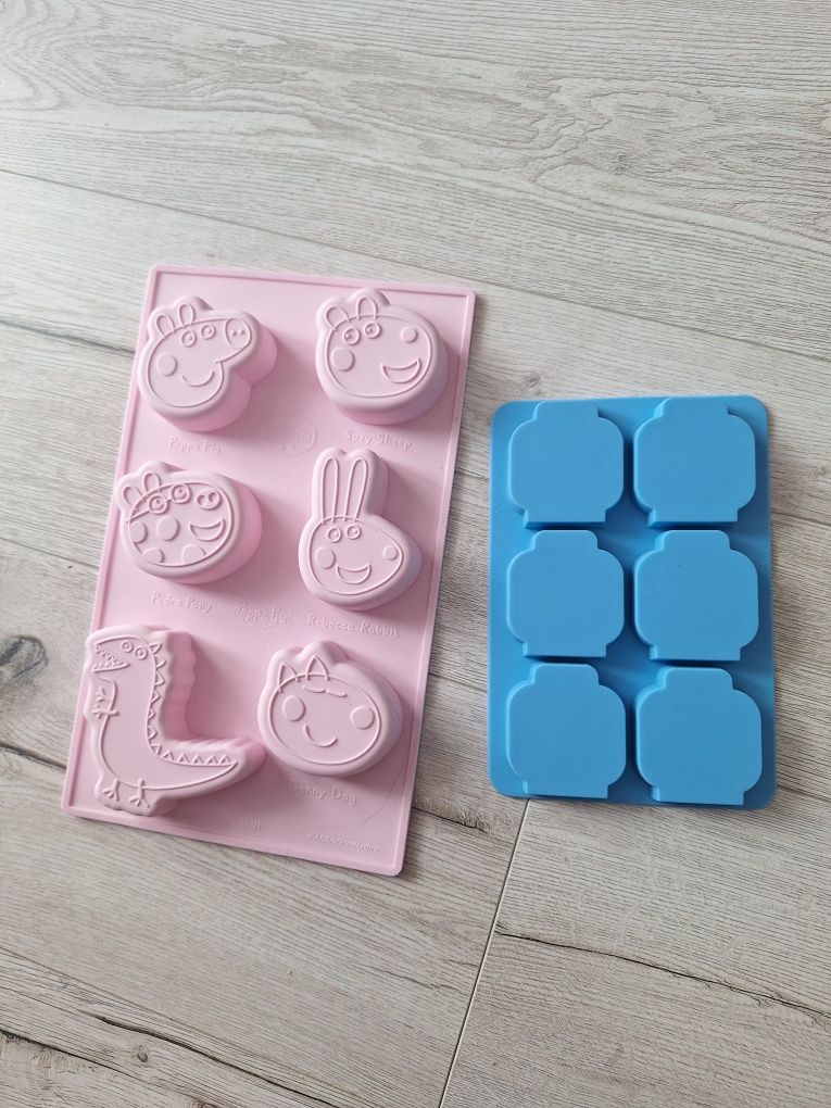 2 formy silikonowe Peppa/Lego