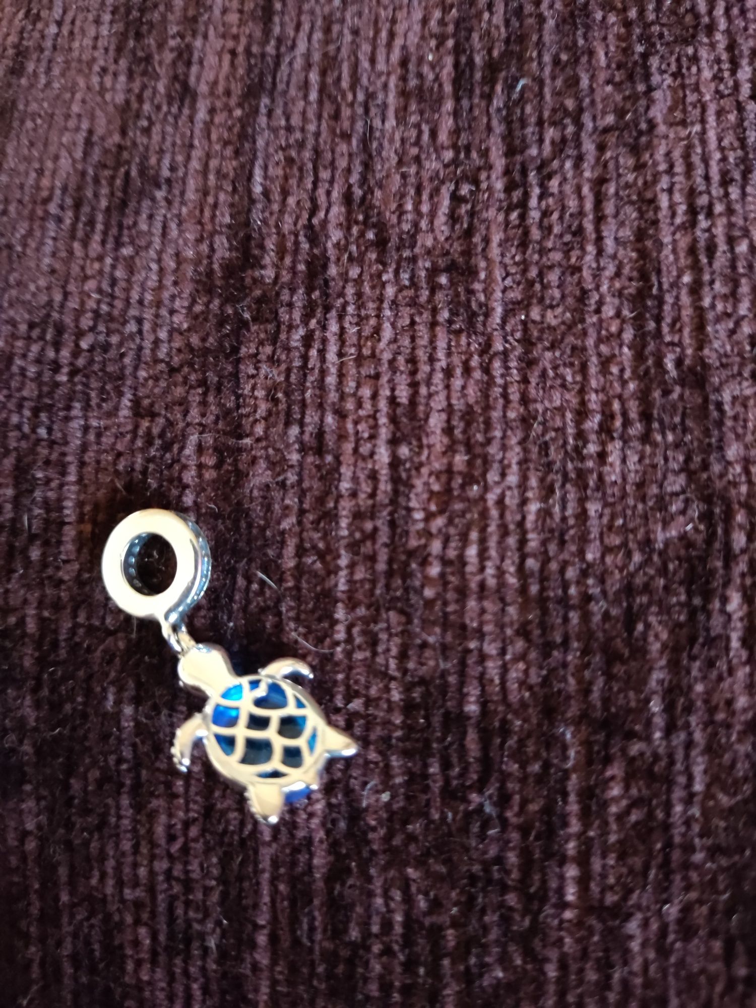 Charms uroczy żółwik