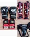 Zestaw wojownika sztuk walki, MMA, Kickboxing.