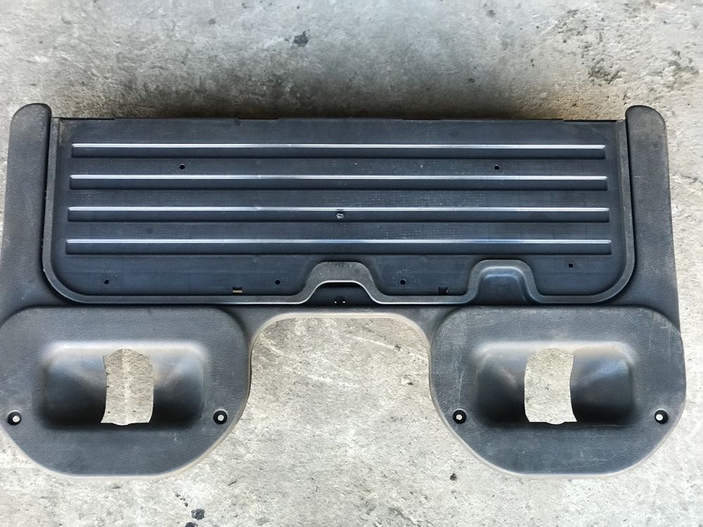 Бардачок под домкрат Isuzu trooper