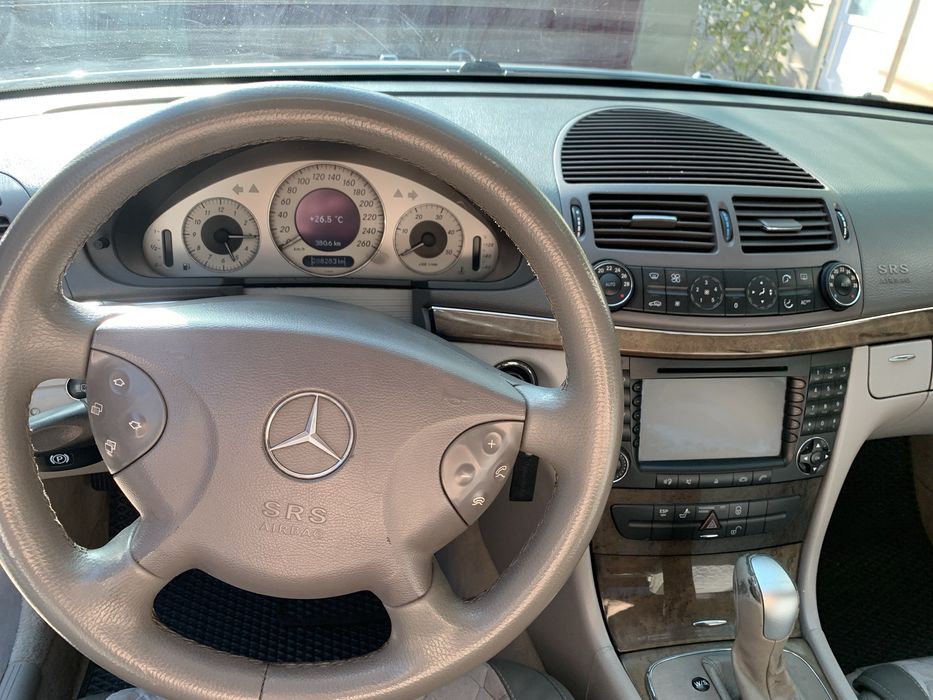 Mercedes Benz e klass w211 e270cdi