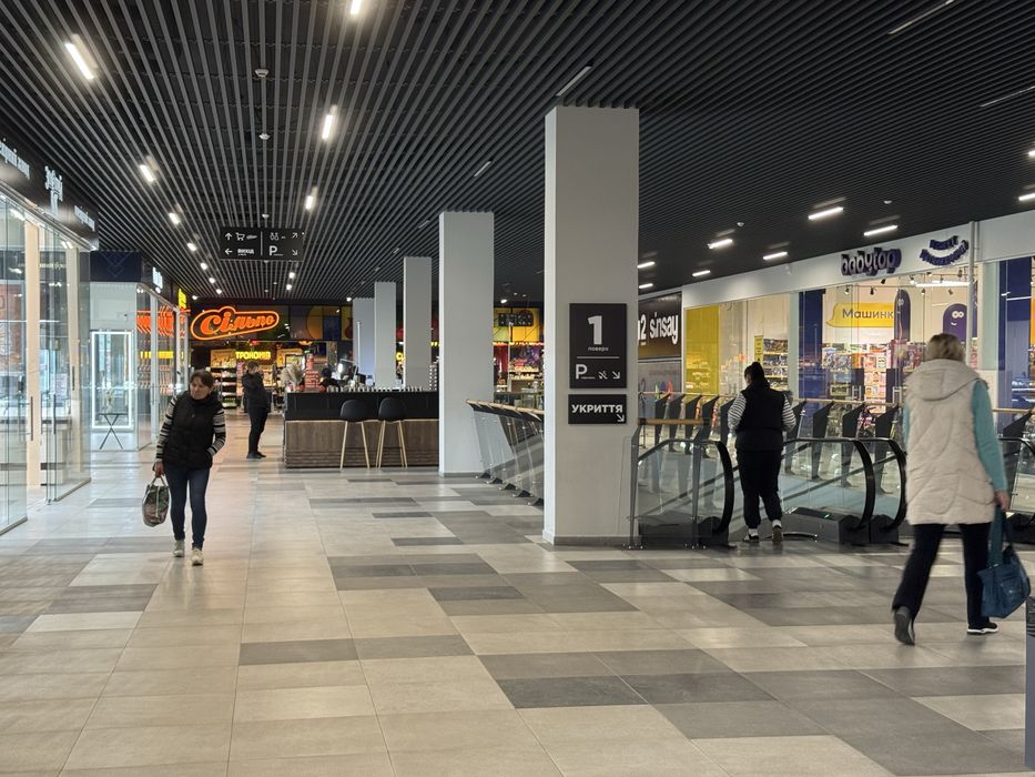 Вигідна оренда приміщень, площі під острівець в ТЦ MAC WAY м Яворів
