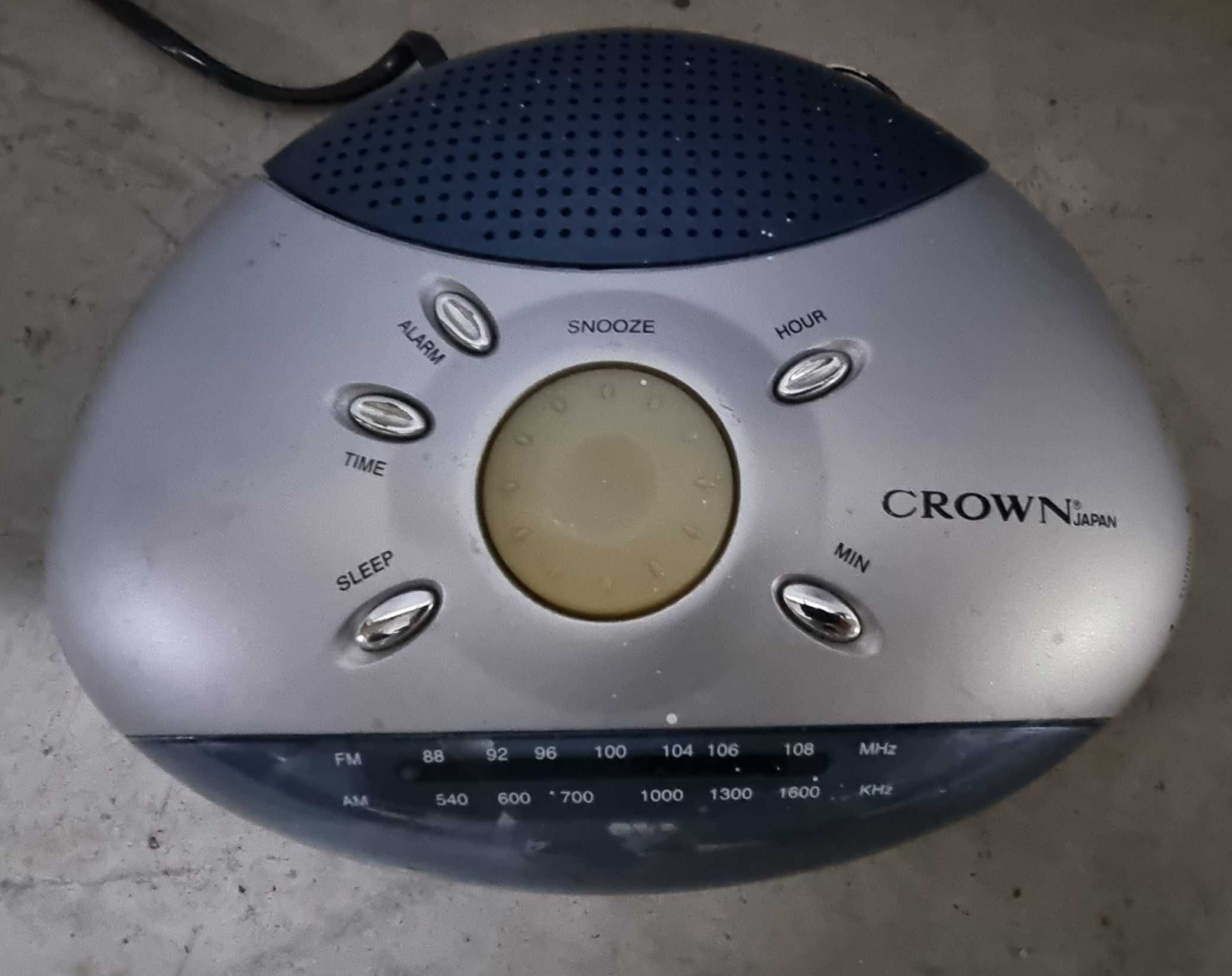 Rádio despertador Crown