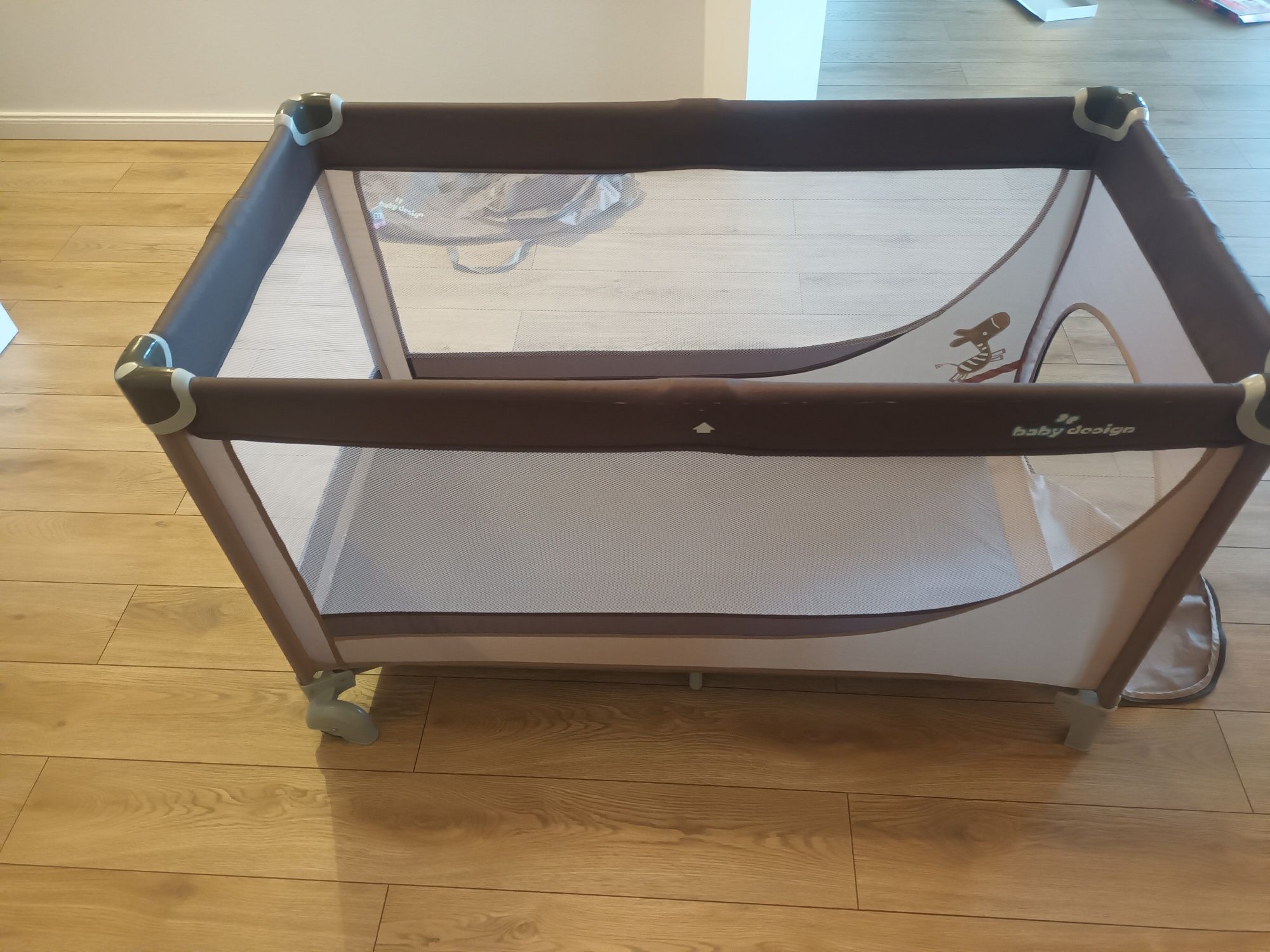 Łóżeczko turystyczne Baby design+dodatkowy materac