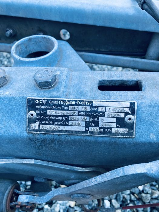 BOECKMANN Przyczepka samochodowa/ ciezarowa 3000DMC dwuosiowa