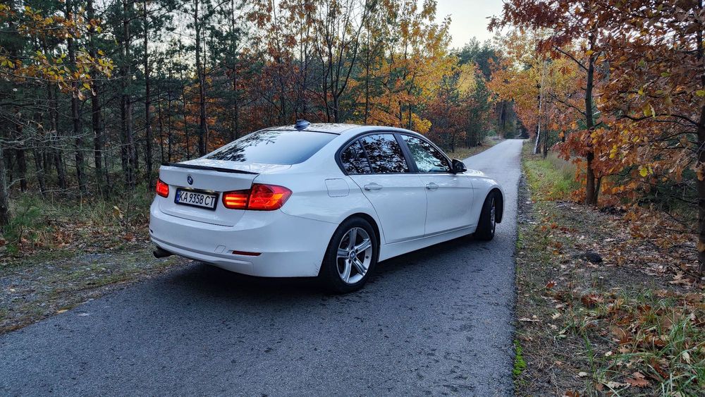 Продам BMW 320i f30