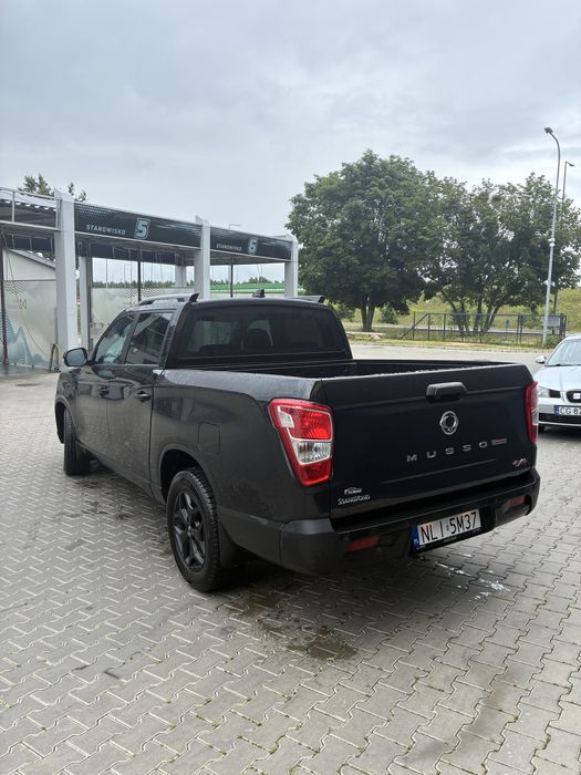 Oklejanie samochodów, przyciemnianie szyb,polerowanie lamp