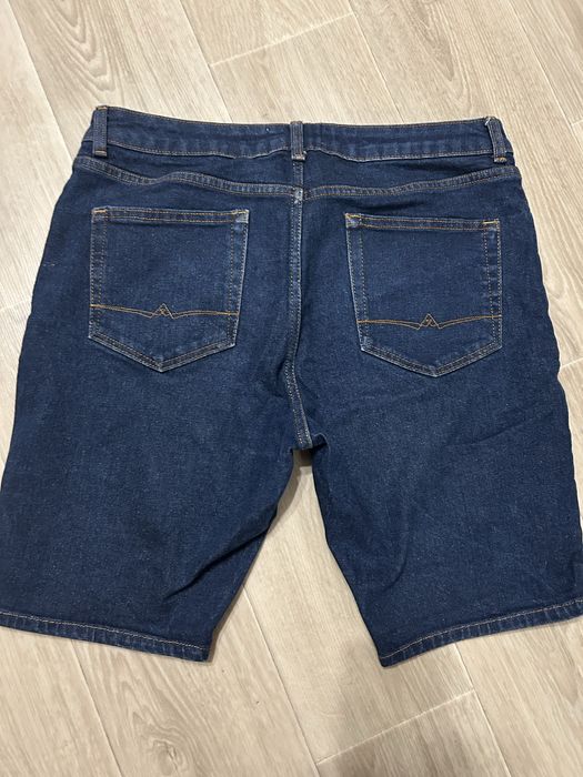 Чоловічі джинсові шорти