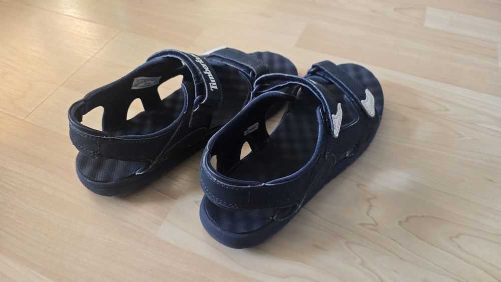 Sandały chłopięce TIMBERLAND roz. 40, granatowe