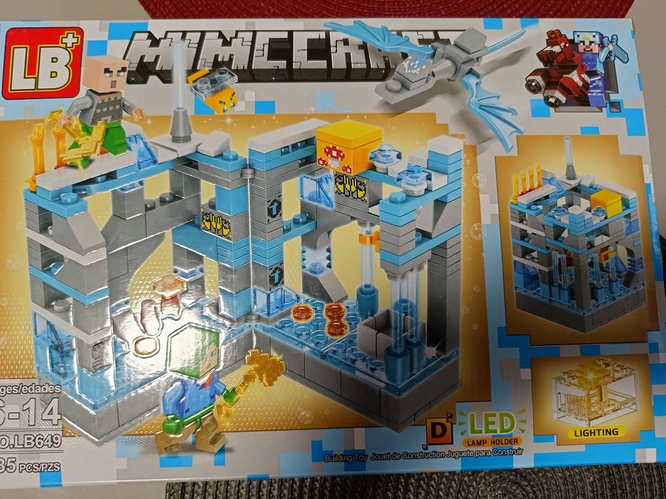 Конструктор Lego creator 3 в 1 . Minecraft с Led подсветкой