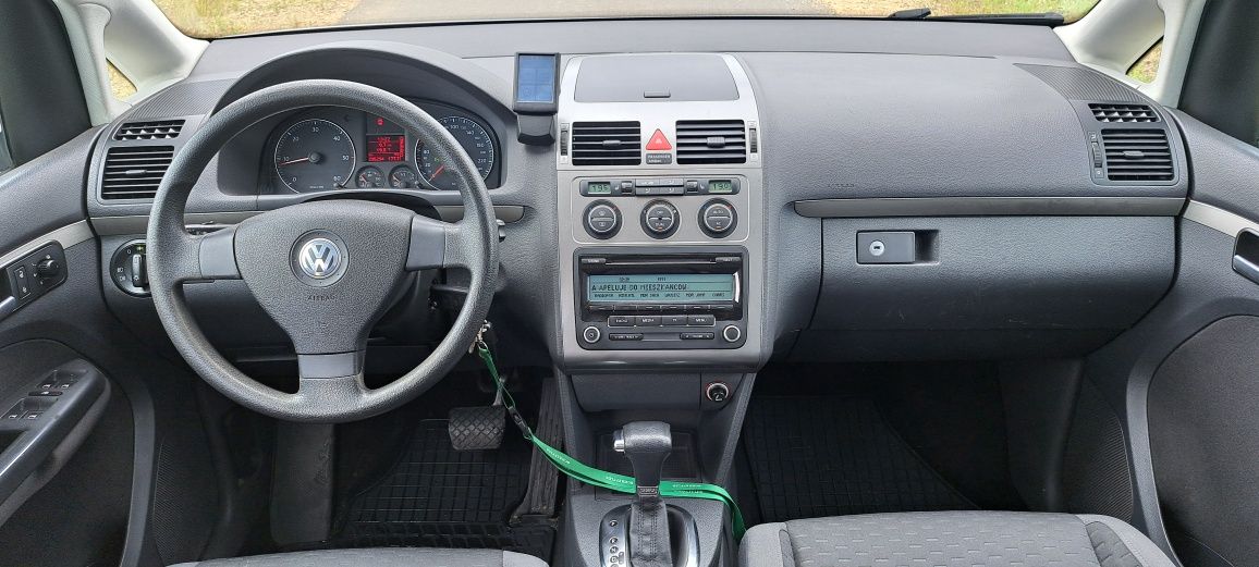 Vw Touran Trend 1.9 TDI 2009r /klima/elektryka/ładny stan/