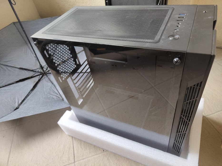 Obudowa gamingowa do komputera msi