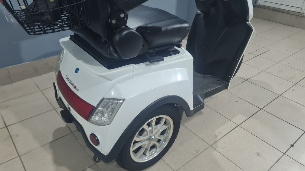 Scooter mobilidade reduzida