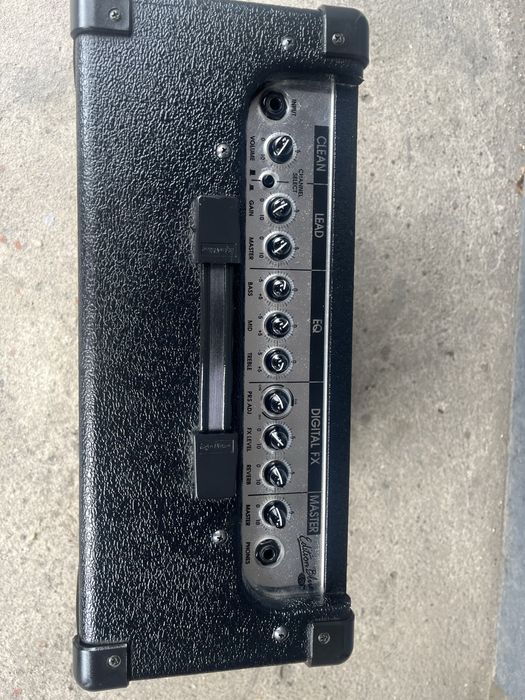 Wzmacniacz gitsrowy Hughes&Kettner