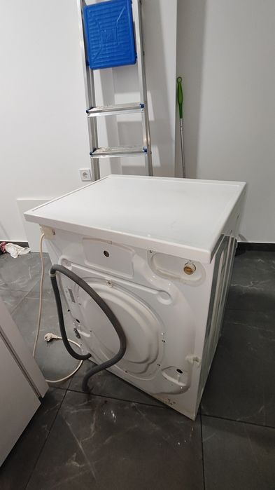 Máquina lavar roupa