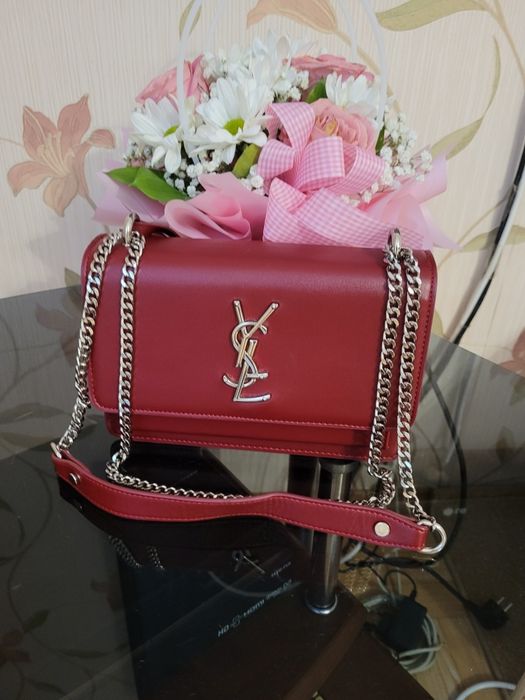 Сумка червона ,жіноча