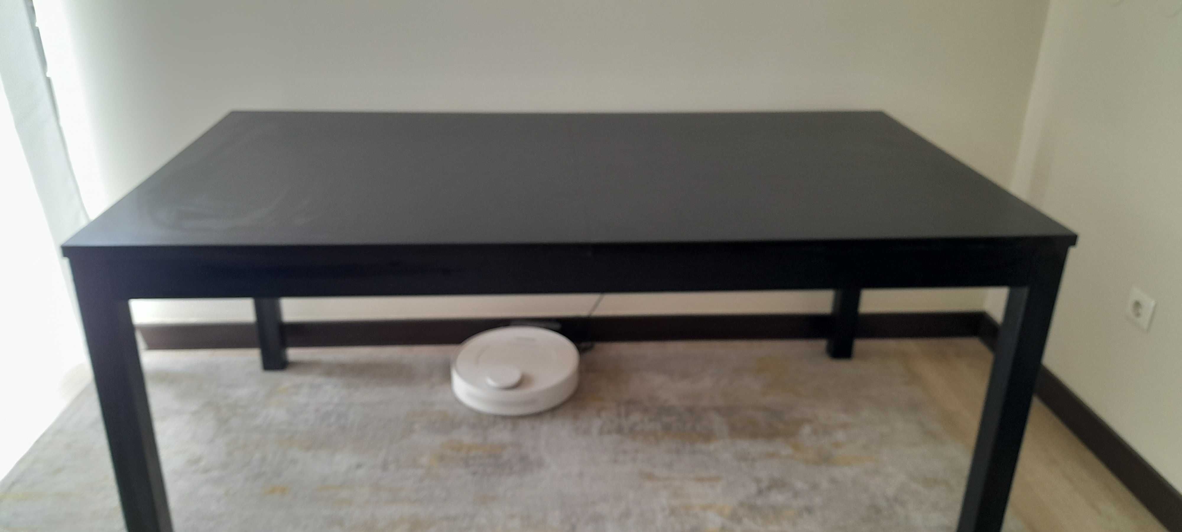 Mesa jantar ikea preta