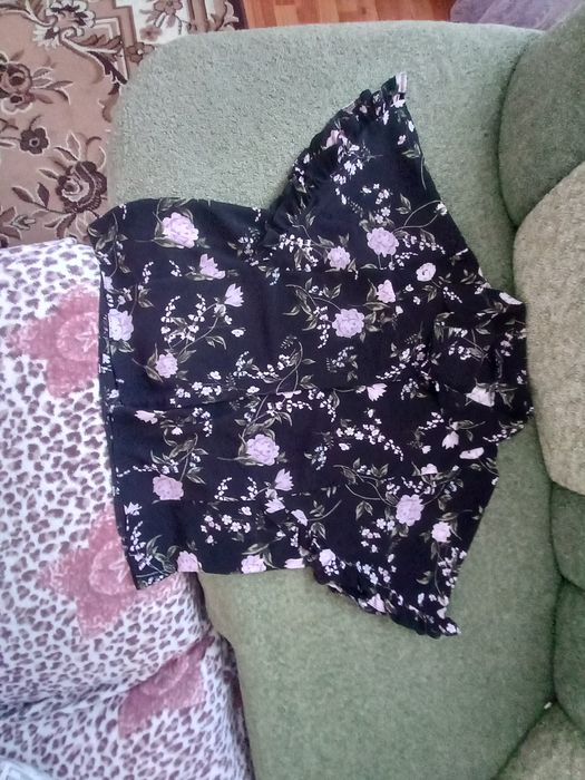 Блуза чорна жіноча