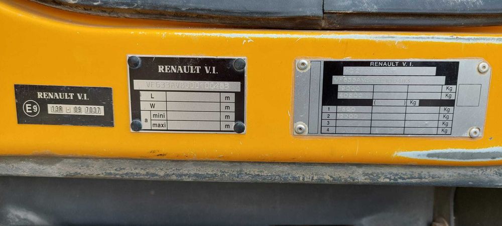 Venda de Camião Renault HC 270 com Grua – Excelente Oportunidade