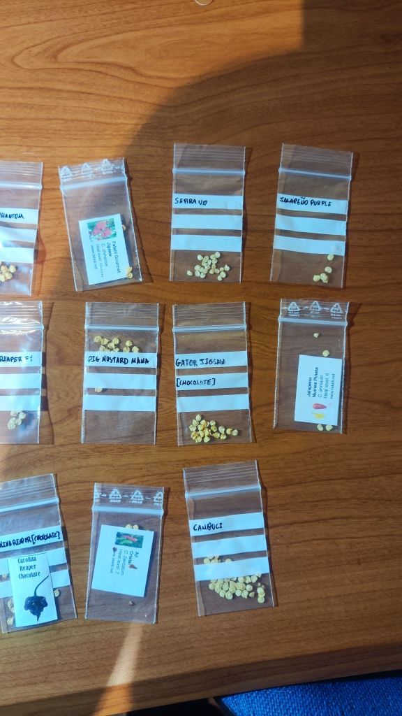 Pimentas atómicas (32 variadades)
