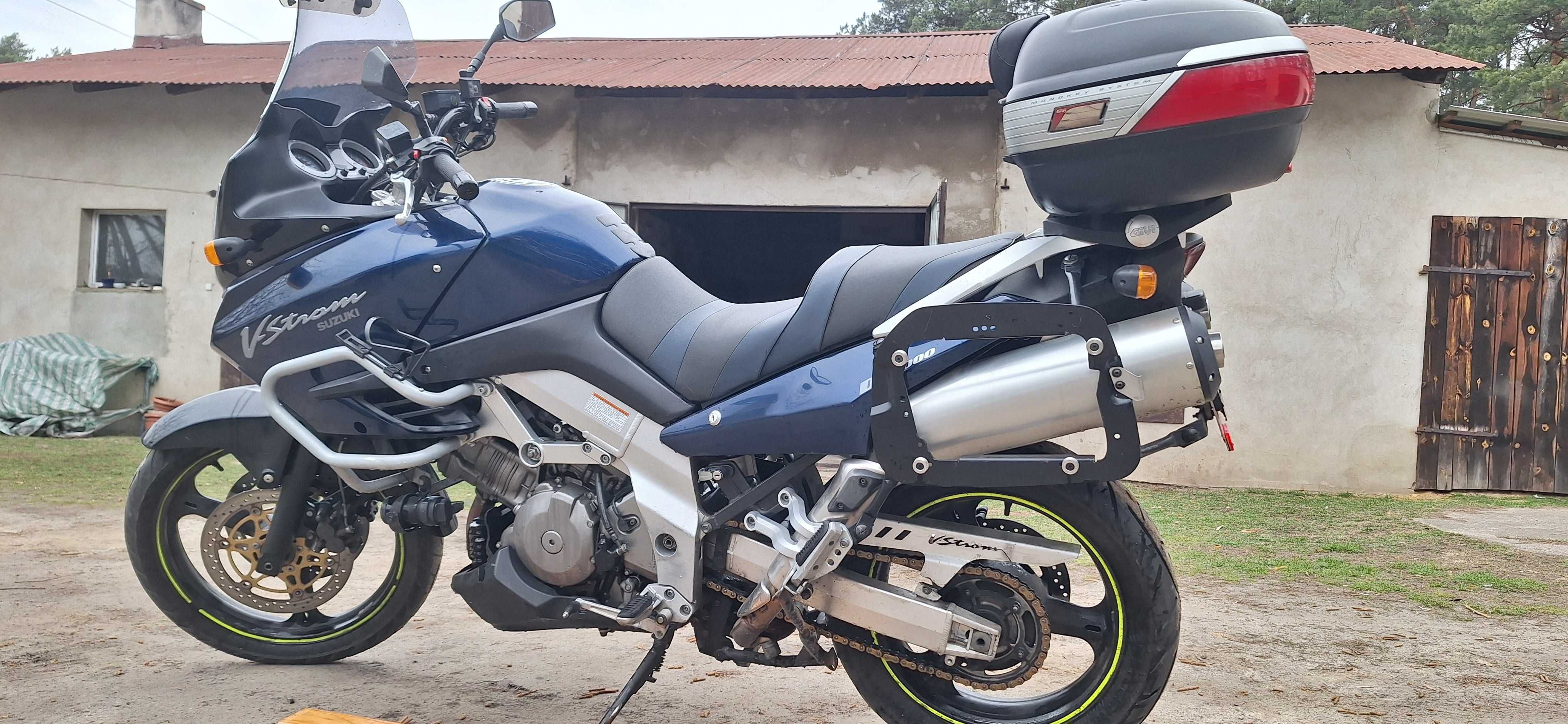 Motocykl Suzuki V-Strom DL 2002 r Tutystyczny