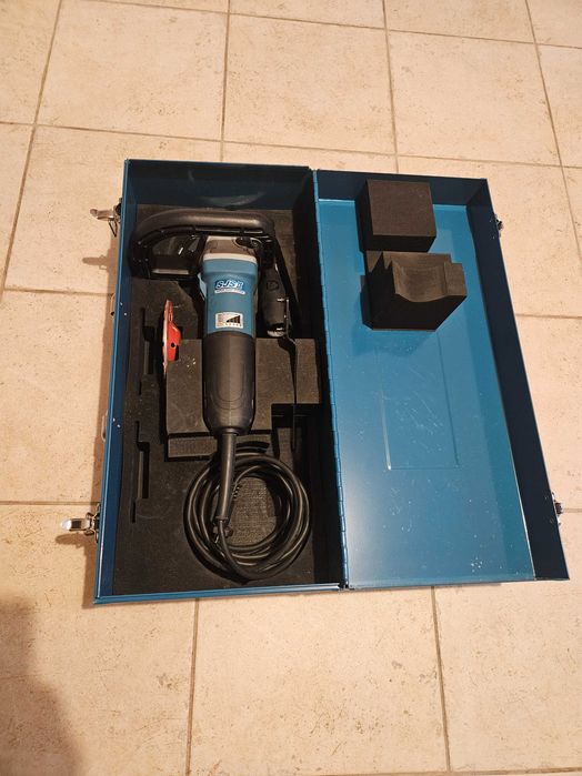 MAKITA PC5010C szlifierka garnkowa do betonu 125mm 1400W