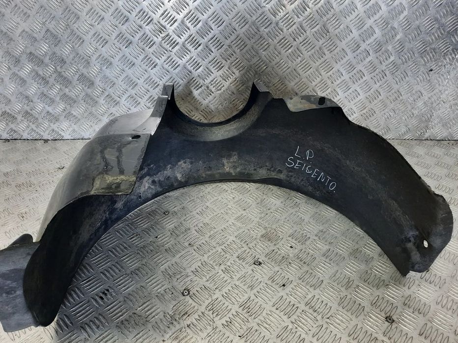 nadkole plastikowe lewy przód seicento