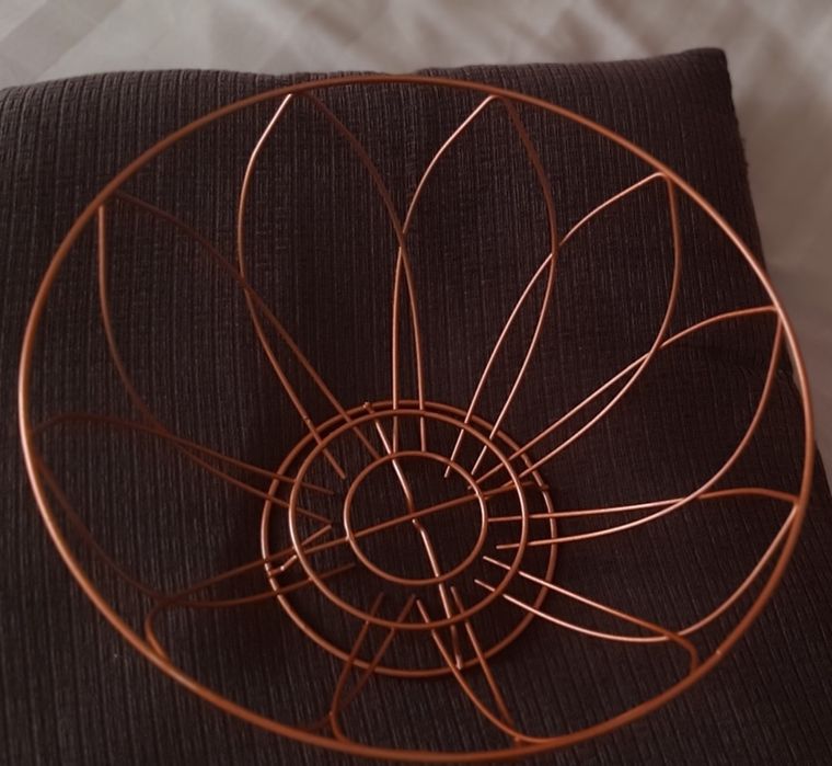 Cesto de fruta metalico cor bronze