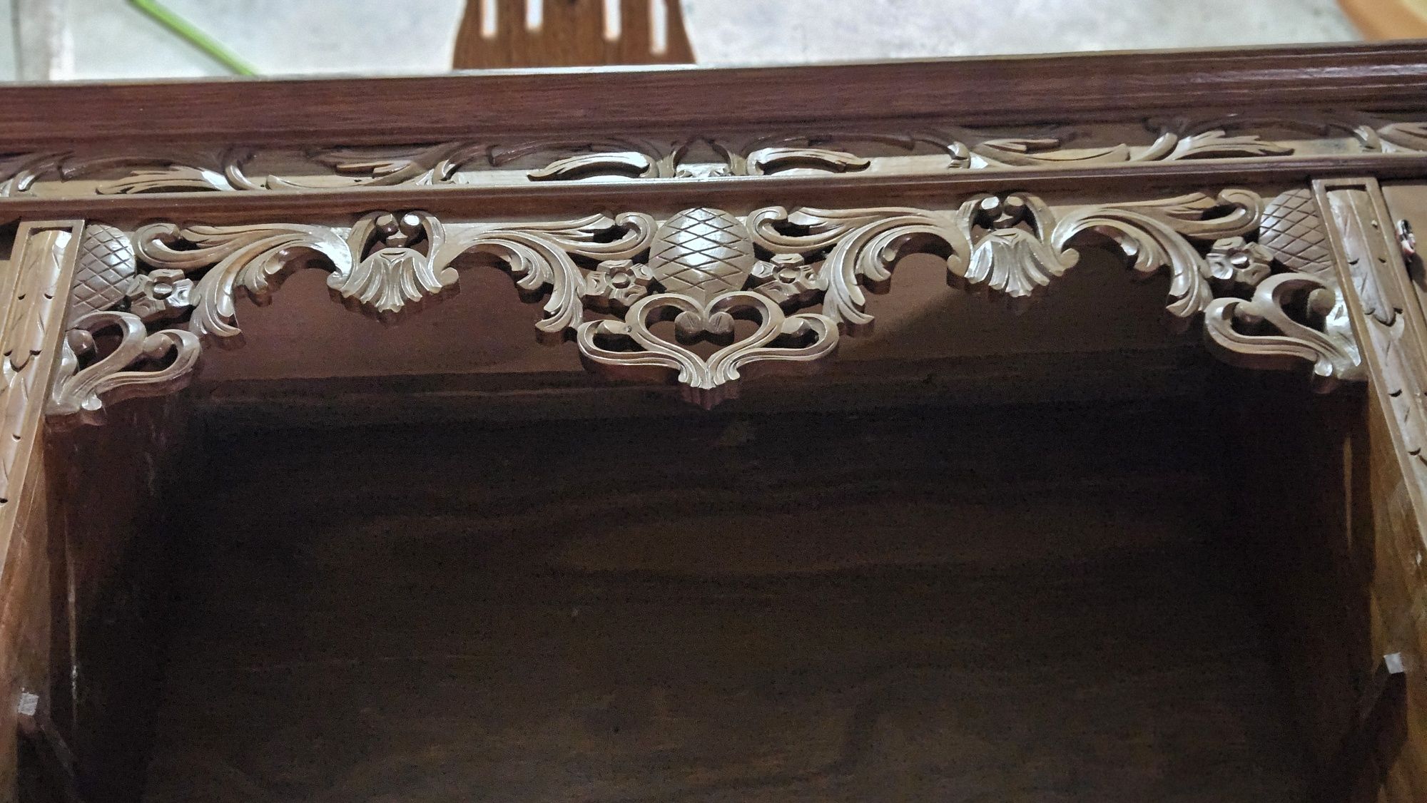 Móvel de Sala Vintage de Madeira Maciça