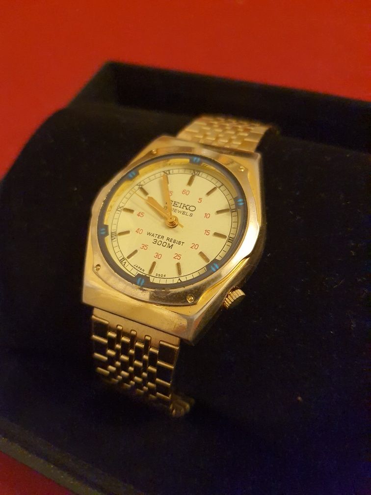 SEIKO vintage gold