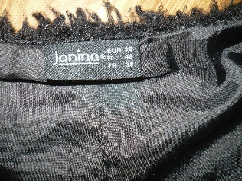 Жилетка Безрукавка меховая черная 46р. М