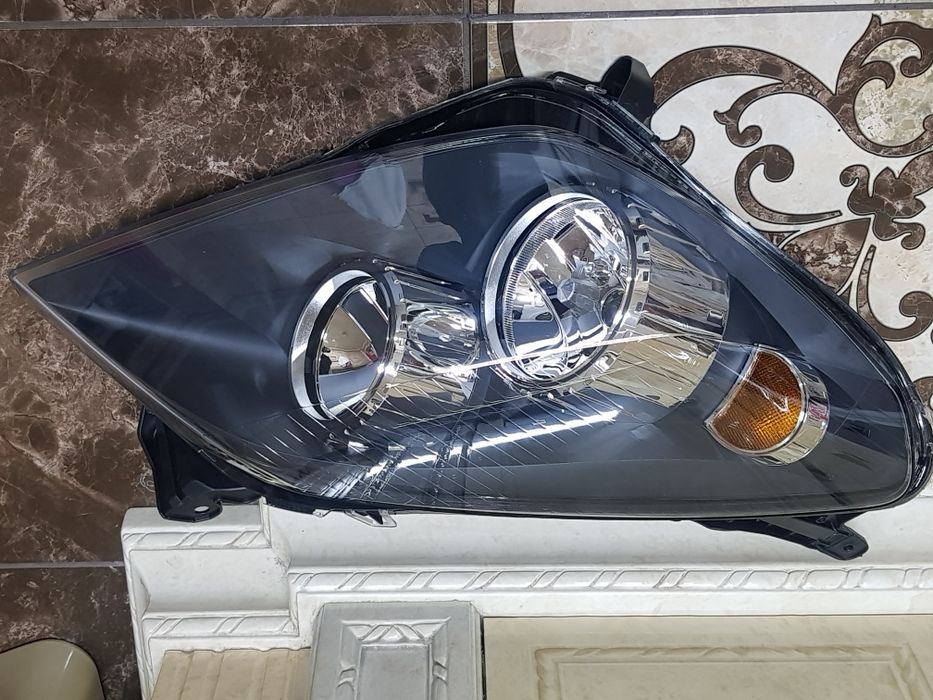 Фара opel astra h 03-12 HELLA права - нова запчастина