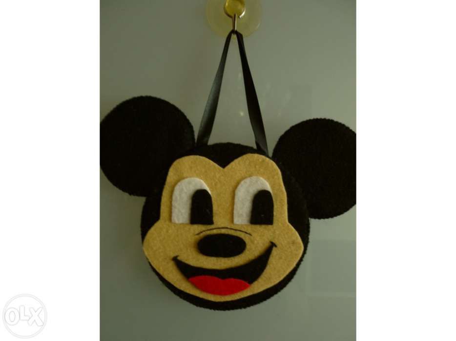 Mickey e Minnie - quadros/ penduricos para quarto de crianças