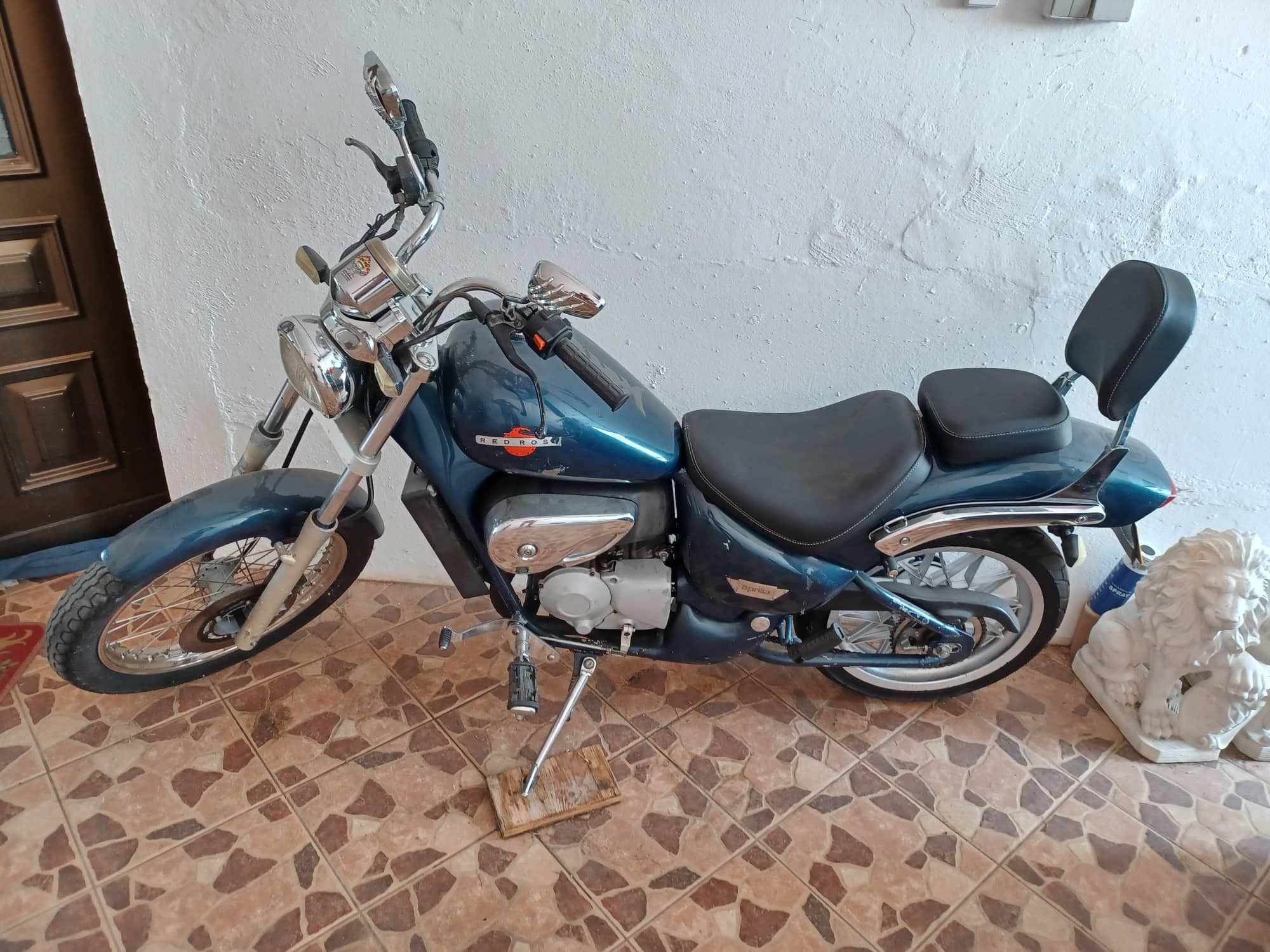 Moto 50cc bom estado