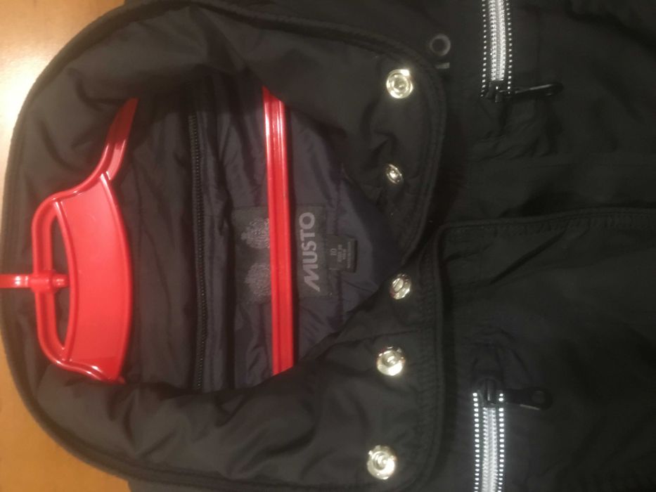 Спортивна зручна куртка 46/48 р. Musto
