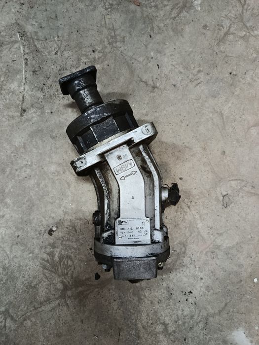 Продам гідравлічний насос