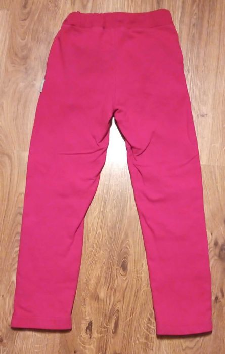 czerwone spodnie dresowe Coccodrillo rozm. 122