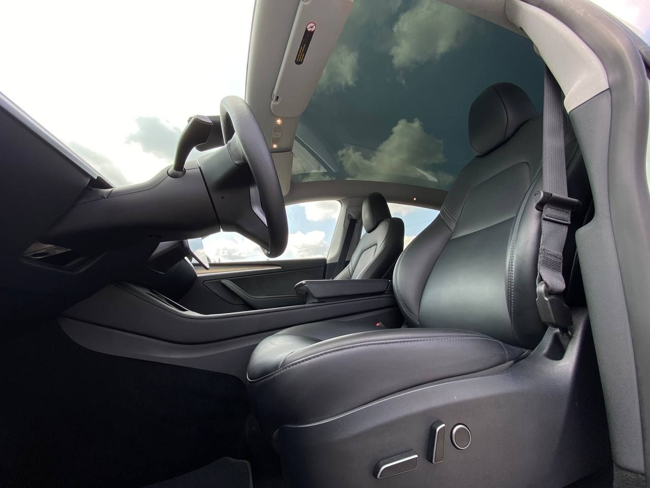 Tesla Y №2983 (ВНЕСОК від 15%) Альянс Авто Кривий Ріг