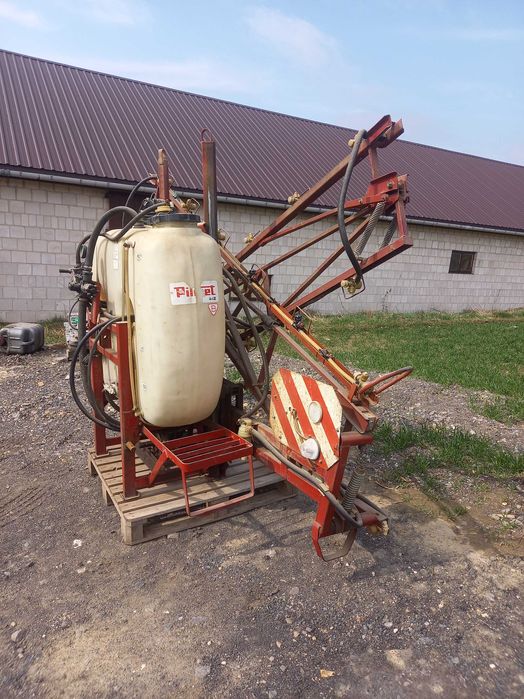 Opryskiwacz pilmet 412  400 litrow