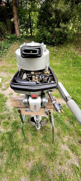 Silnik do łodzi, zaburtowy, spalinowy