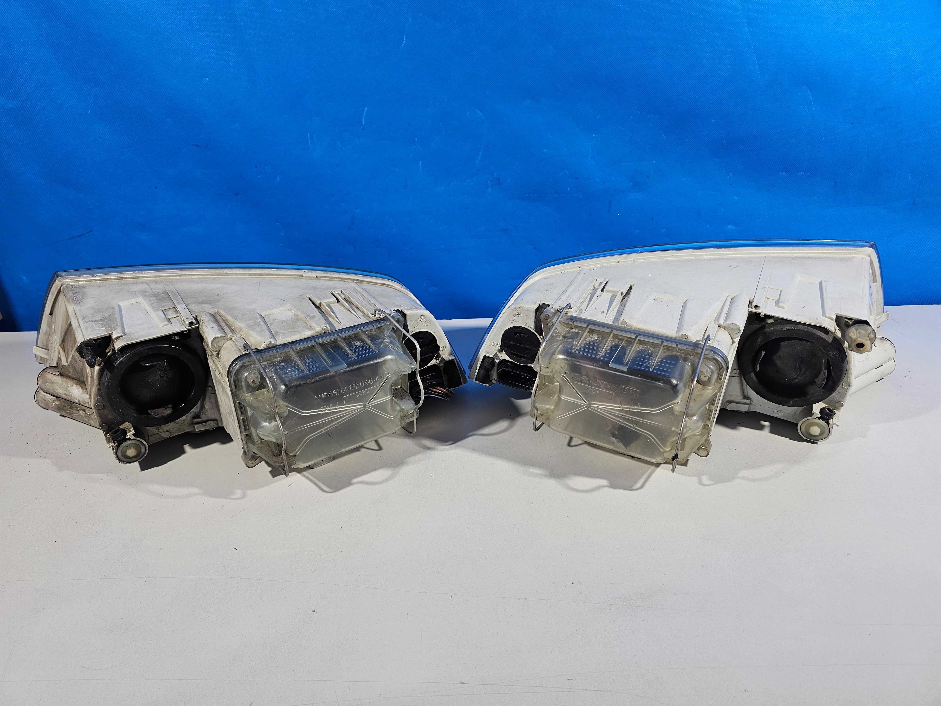 Skoda Octavia II 2 Lampy Przód Przednie Lewa+Prawa Soczewki EU IGŁA