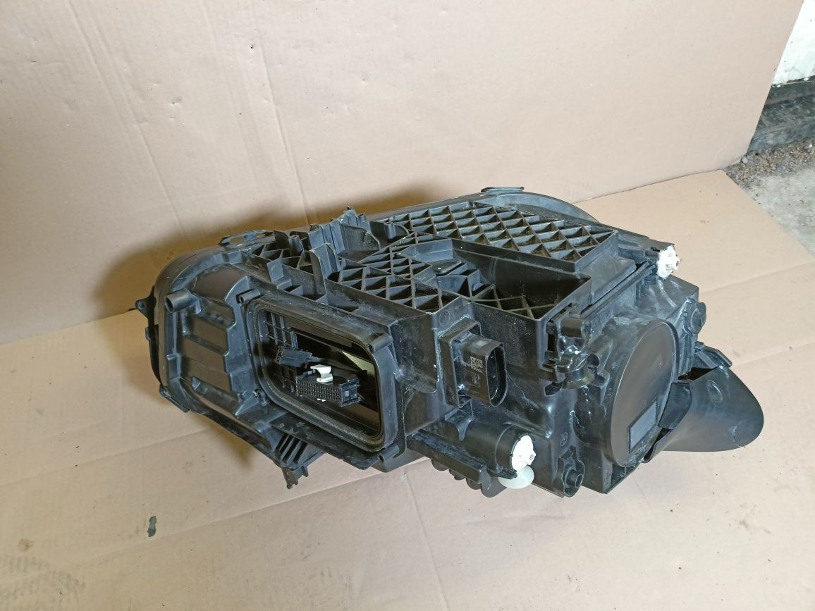 Mercedes B-KLASA W247 18- lampa lewy przód lewa przednia EU LED