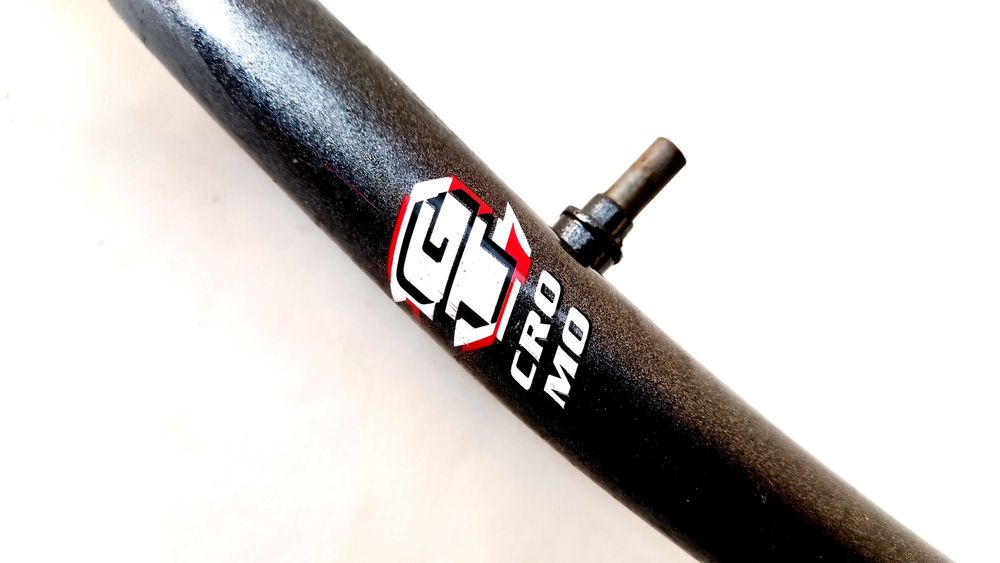 NOWY Widelec rowerowy GT Bikes stal Cr-Mo 1 i 1/8'' koło 26'' nr 315